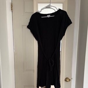 Black J Crew Short Sleeve Dress with Tie Waist